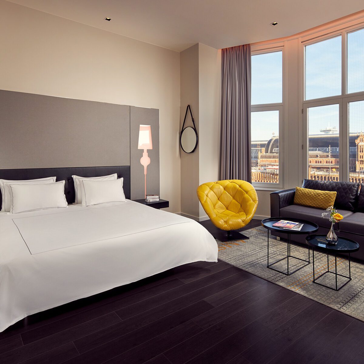 Park Plaza Victoria, executive king room