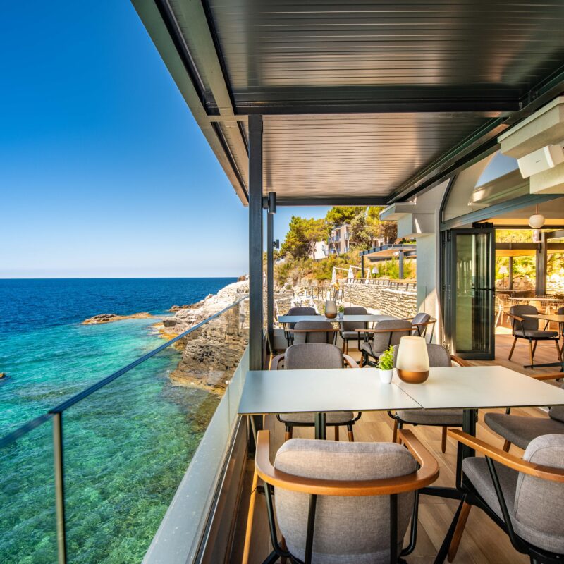 Image for Drink and Dine with a View this Summer